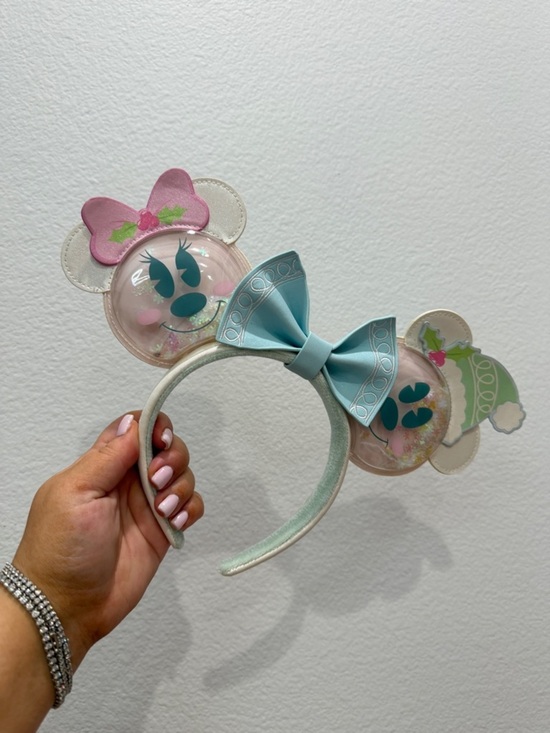 NEW Disney Loungefly Mickey & Minnie Snowman Ears main image 5
